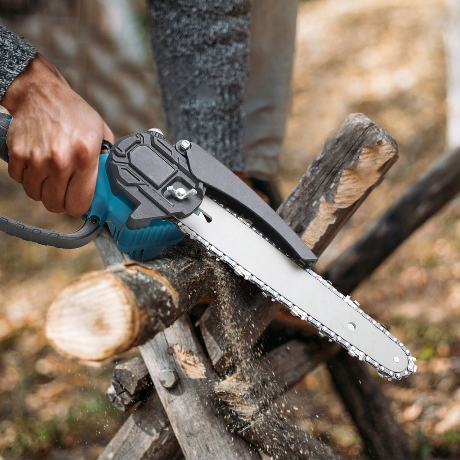 2-In-1 8' Cordless Electric Pole Saw and Mini Chainsaw with Extension